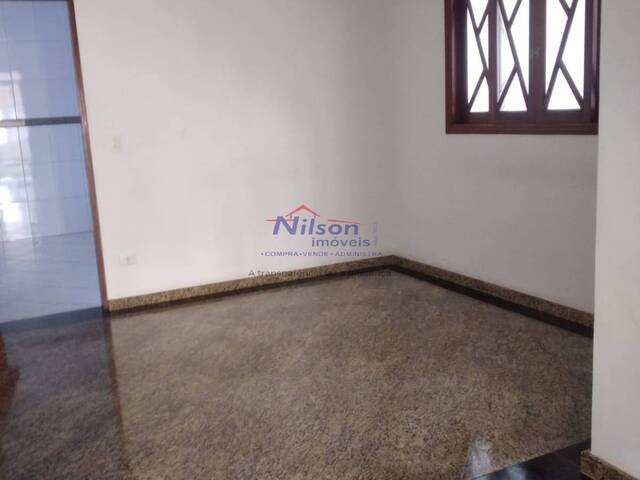 Sobrado para Venda em Guarulhos - 4