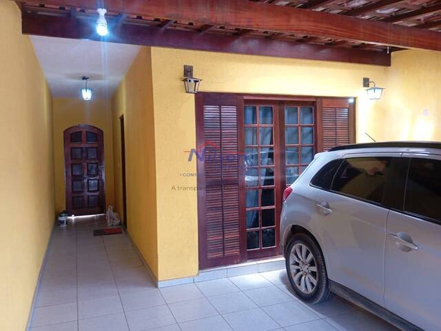 Sobrado para Venda em Guarulhos - 4