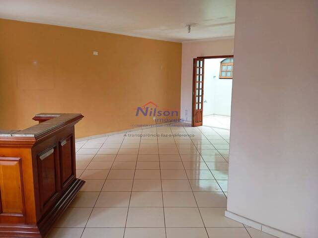 Sobrado para Venda em Guarulhos - 4