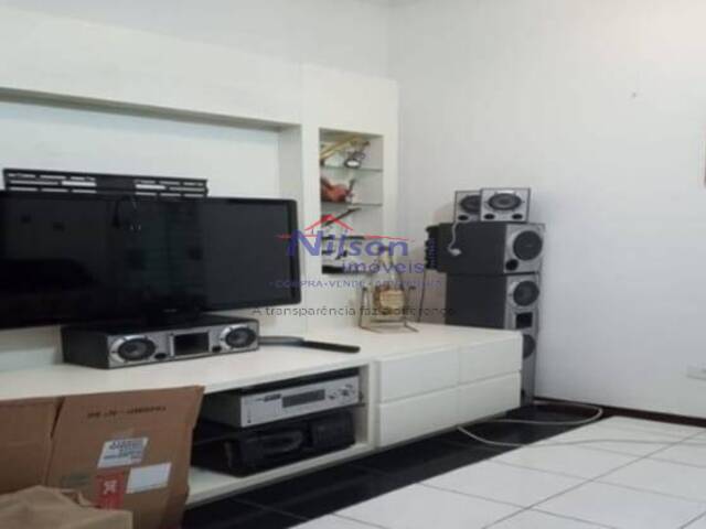 Sobrado para Venda em Guarulhos - 5