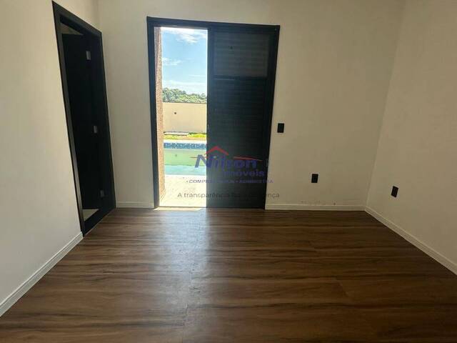 Casa para Venda em Atibaia - 5