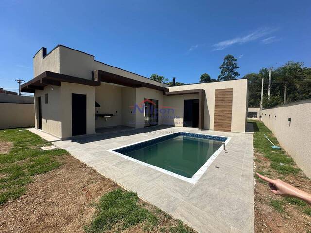 Casa para Venda em Atibaia - 4